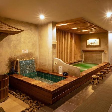 Haikin Ryokan Чиангмай Екстериор снимка