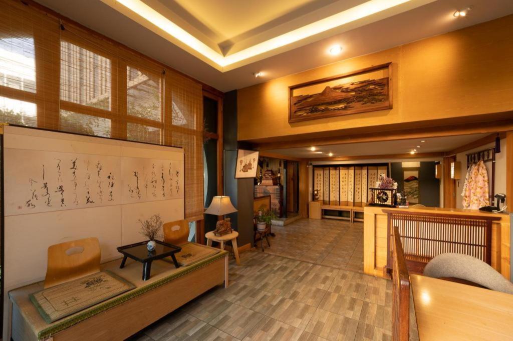 Haikin Ryokan Чиангмай Екстериор снимка
