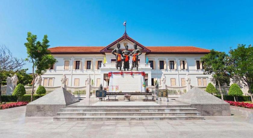 Haikin Ryokan Чиангмай Екстериор снимка